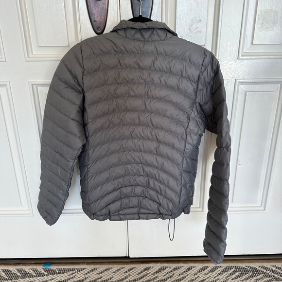 Women's Patagonia Down Puffer Jacket - XS - Picture 2 of 5
